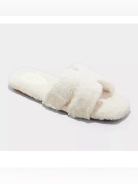 A New Day Sage Off-White Cream Super Soft Slide Faux Fur Slippers